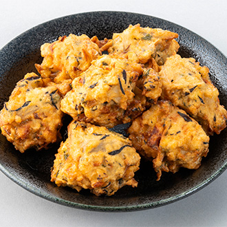 豆腐とたっぷり野菜のつまみ揚げ(ひじき・大葉入り)
